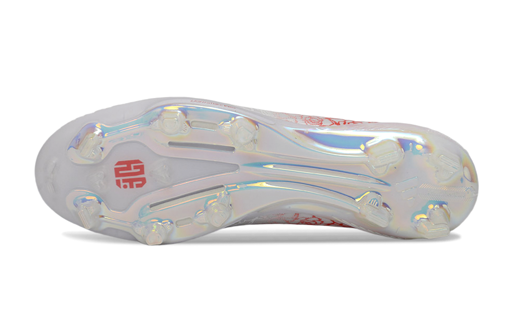 F50 Elite Laceless FG HeartBreaker